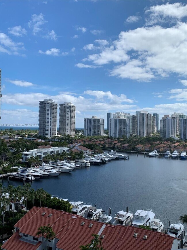 property at 3610 Yacht Club Dr