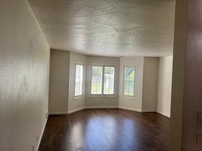 130 Lynch Rd in Crescent City, CA - Building Photo - Building Photo