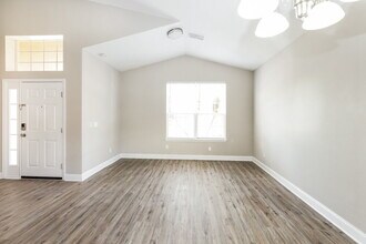 4360 Spring Blossom Dr in Kissimmee, FL - Building Photo - Building Photo