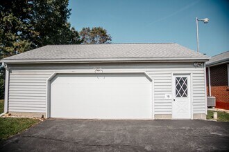 50 Anchor Rd in Elizabethtown, PA - Building Photo - Building Photo
