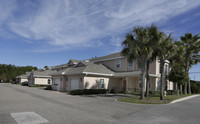 Amelia Green Condominiums in Amelia Island, FL - Foto de edificio - Building Photo