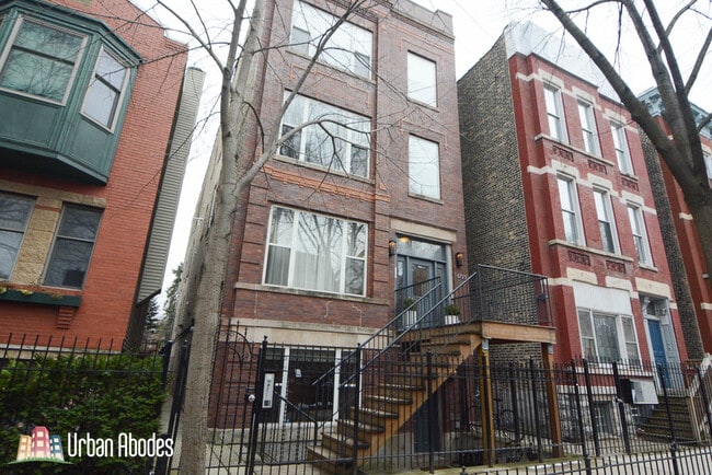 1723 W Erie St, Unit 1 in Chicago, IL - Foto de edificio - Building Photo