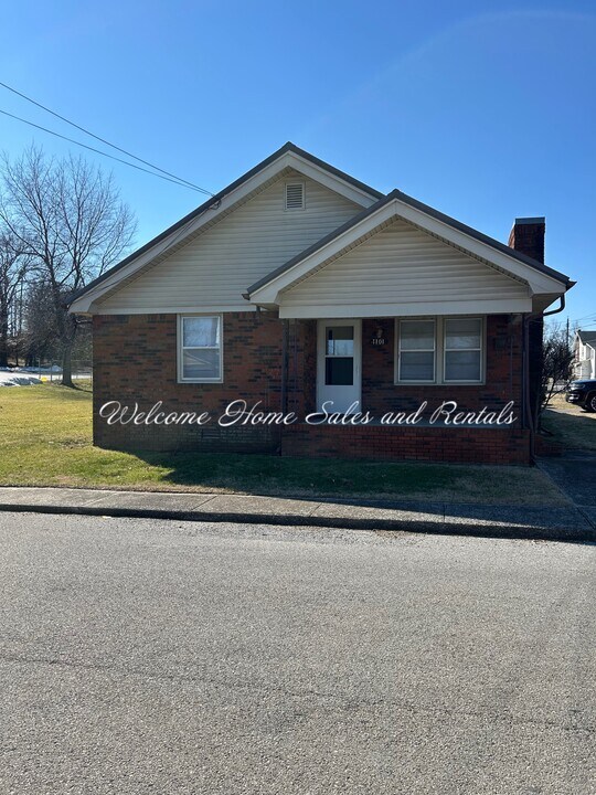 1101 E 2nd St in Hopkinsville, KY - Building Photo