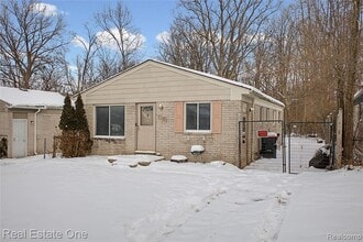 21046 Wakedon St in Southfield, MI - Building Photo - Building Photo