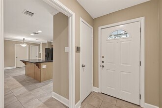 11923 Briar Forest Dr in Houston, TX - Building Photo - Building Photo