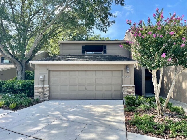 2416 W Chicago Ave in Tampa, FL - Building Photo - Building Photo
