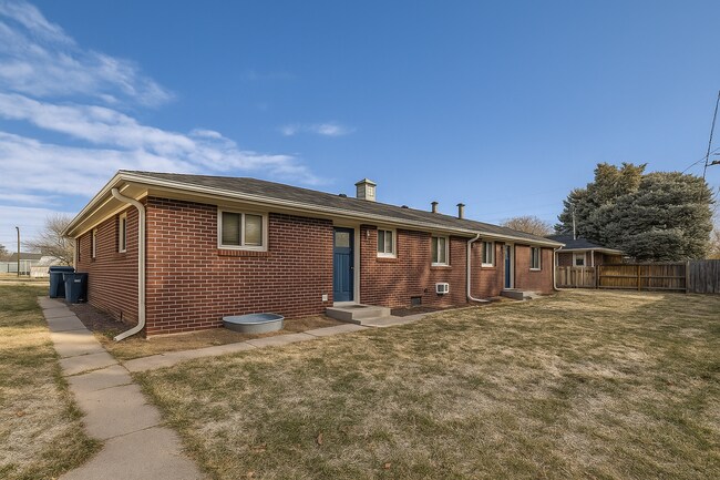 5280 E Warren Ave in Denver, CO - Building Photo - Building Photo