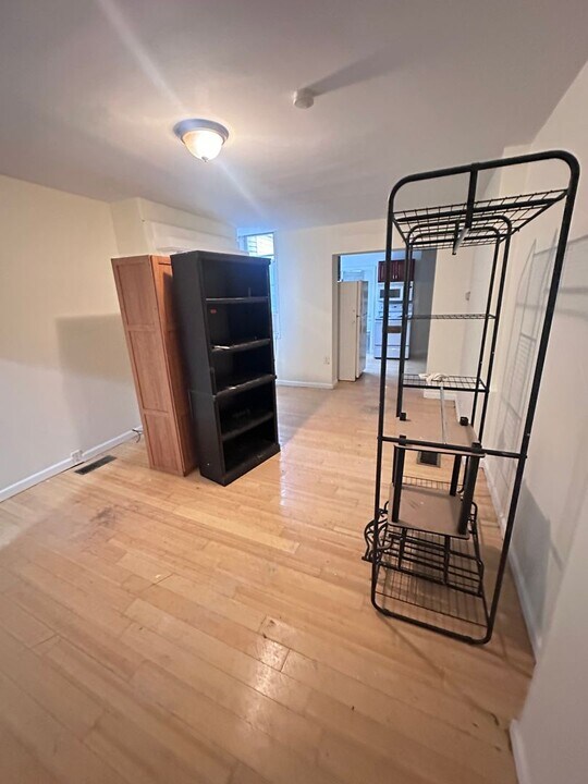5019 Walnut St-Unit -Unit 1 in Philadelphia, PA - Building Photo