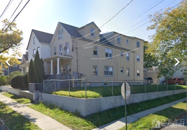 property at 593 Penn St