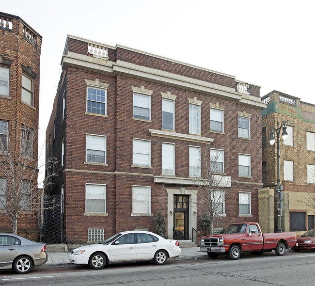 5750 Woodward Ave in Detroit, MI - Foto de edificio - Building Photo