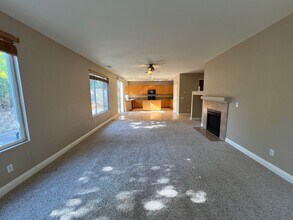 9700 Tundra Swan Cir in Elk Grove, CA - Building Photo - Building Photo