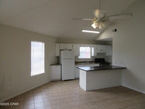 1401 Gulf Ave in Panama City, FL - Building Photo - Building Photo