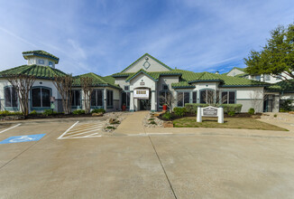 Siena Apartments in Fort Worth, TX - Building Photo - Building Photo