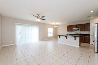 3040 Morton Way in Kissimmee, FL - Building Photo - Building Photo