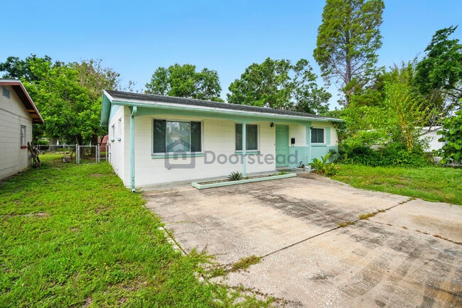 760 86th Ave N in St. Petersburg, FL - Building Photo - Building Photo