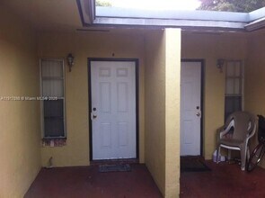 4030 NW 30th Terrace in Lauderdale Lakes, FL - Building Photo - Building Photo
