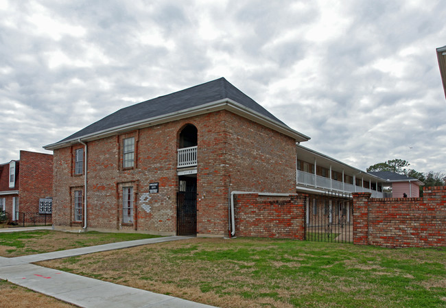 crescent city apartments in New Orleans, LA - Building Photo - Building Photo