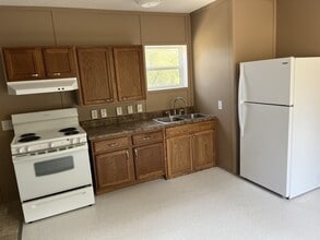 2691Cherry Lane in Palmyra, TN - Building Photo - Building Photo