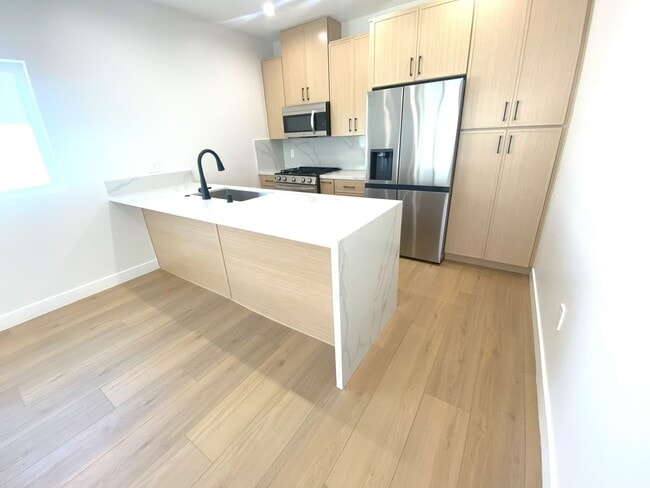 4641 W 130th St in Hawthorne, CA - Building Photo - Building Photo