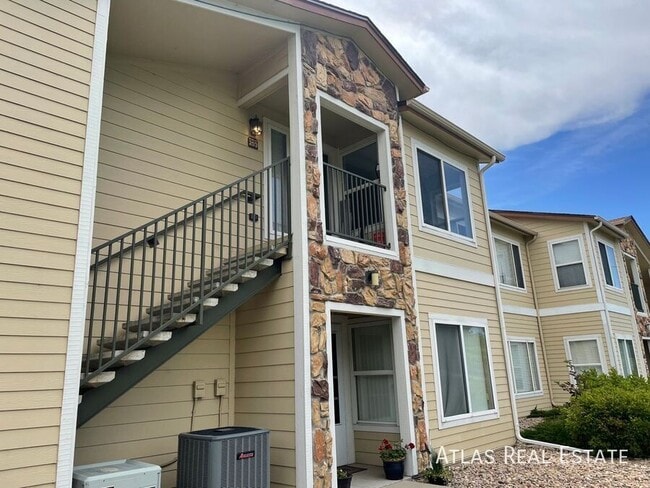 4747 S Balsam Way in Littleton, CO - Building Photo - Building Photo