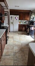 42 Dartmouth St in Woburn, MA - Building Photo - Building Photo