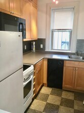 1673 Commonwealth Ave, Unit 12 in Boston, MA - Building Photo - Building Photo
