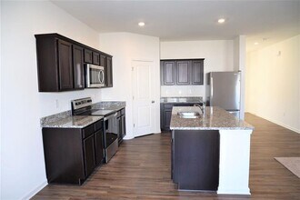 4374 Kendrick Cir in Loganville, GA - Building Photo - Building Photo