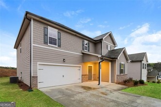 177 Summerwood Ln in Dawsonville, GA - Building Photo - Building Photo