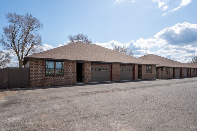 1213 Rd F .2 NE-Unit -1213A in Moses Lake, WA - Building Photo - Building Photo