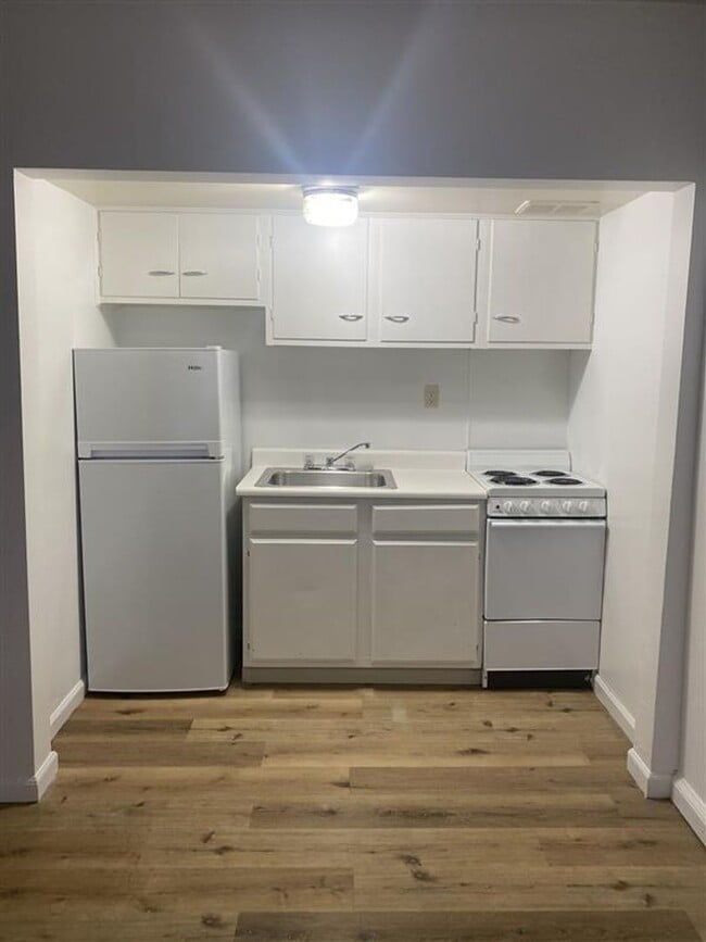 Arrasmith Apartments in Muncie, IN - Building Photo - Building Photo