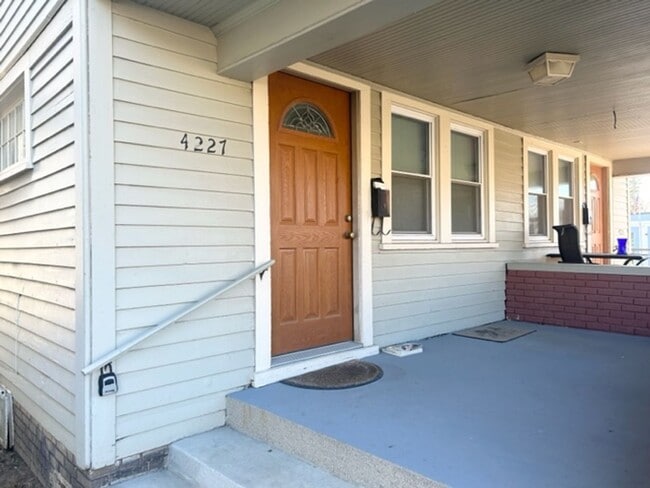 4225 N College Ave in Indianapolis, IN - Building Photo - Building Photo