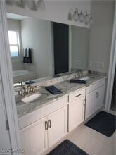 16382 Barclay Ct in Naples, FL - Building Photo - Building Photo