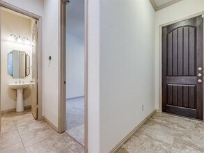 2465 Embleton Dr in Lewisville, TX - Building Photo - Building Photo