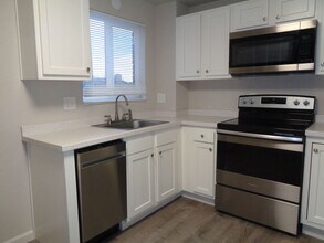 2615 King St, Unit Unit A in Colorado Springs, CO - Building Photo - Building Photo
