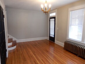 811 4th St SW-Unit -813 in Roanoke, VA - Building Photo - Building Photo