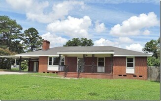 2223 Imperial Ave E in Wilson, NC - Building Photo