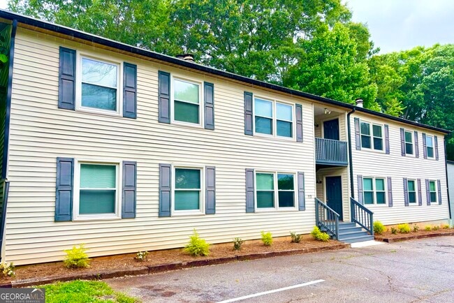 property at 117 Mark Twain Cir