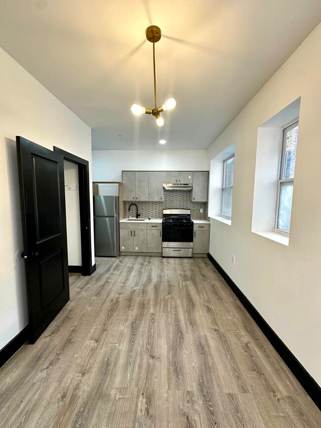 14 Thomas St, Unit 1c