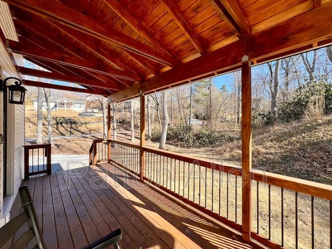 305 Glenn Bridge Rd in Arden, NC - Building Photo - Building Photo