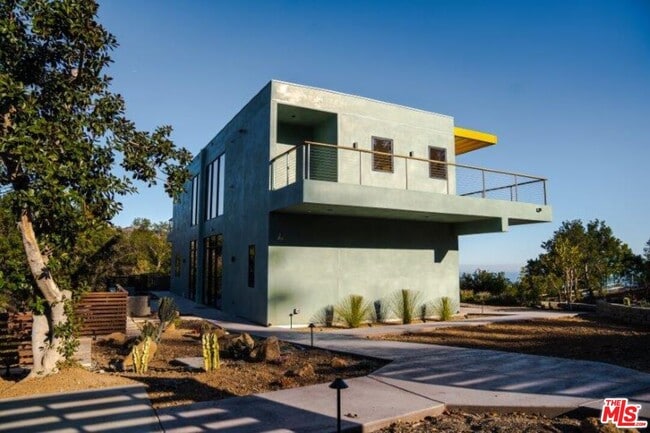 property at 27349 Old Chimney Rd