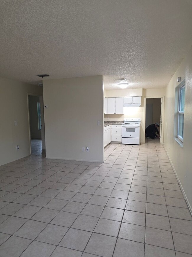 343 61st Ave E in Bradenton, FL - Building Photo - Building Photo