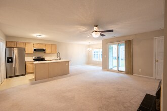 2934 Mulberry Ln in Greenville, NC - Building Photo - Building Photo