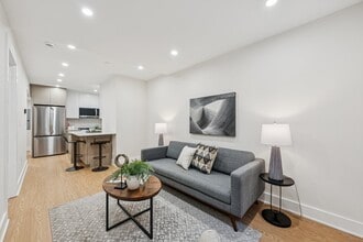 2134 Wisconsin Ave NW in Washington, DC - Building Photo - Building Photo