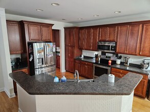 1062 Moss Grove Dr in Moncks Corner, SC - Building Photo - Building Photo