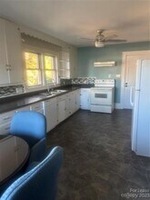 2724 Northwest Blvd in Newton, NC - Building Photo - Building Photo