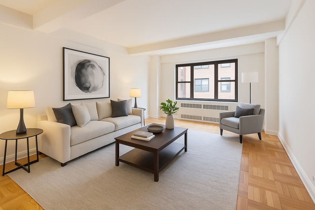317 E 53rd St, Unit 4A in New York, NY - Building Photo - Building Photo