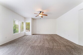 10601 Pedal Point Pl in Las Vegas, NV - Building Photo - Building Photo