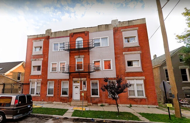 property at 1448 S Rockwell St