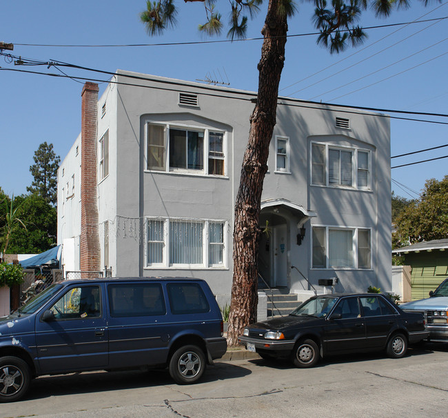 415 W Pine St in Santa Ana, CA - Building Photo - Building Photo