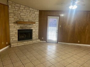 800 Kimberly St in Georgetown, TX - Foto de edificio - Building Photo